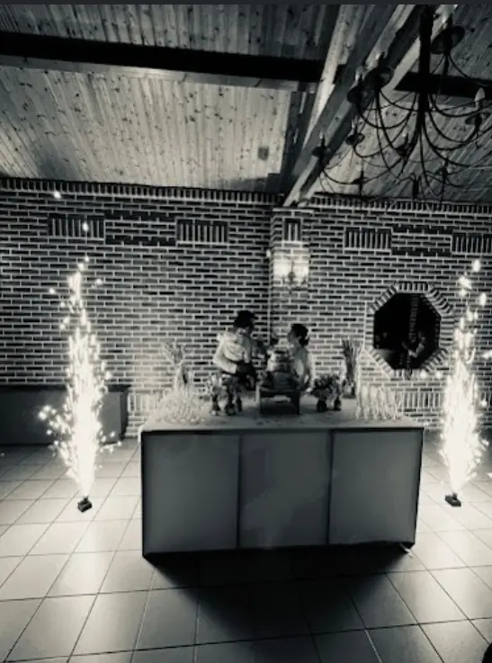 Ambiance lumineuse pendant une soirée privée